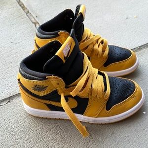 Nike Jordan yellow black kids sneakers size 13